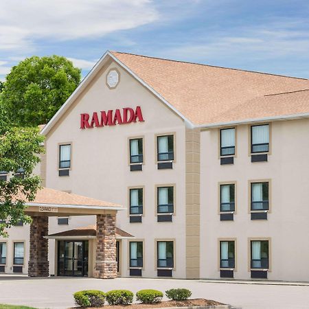 Ramada By Wyndham Strasburg Dover Экстерьер фото