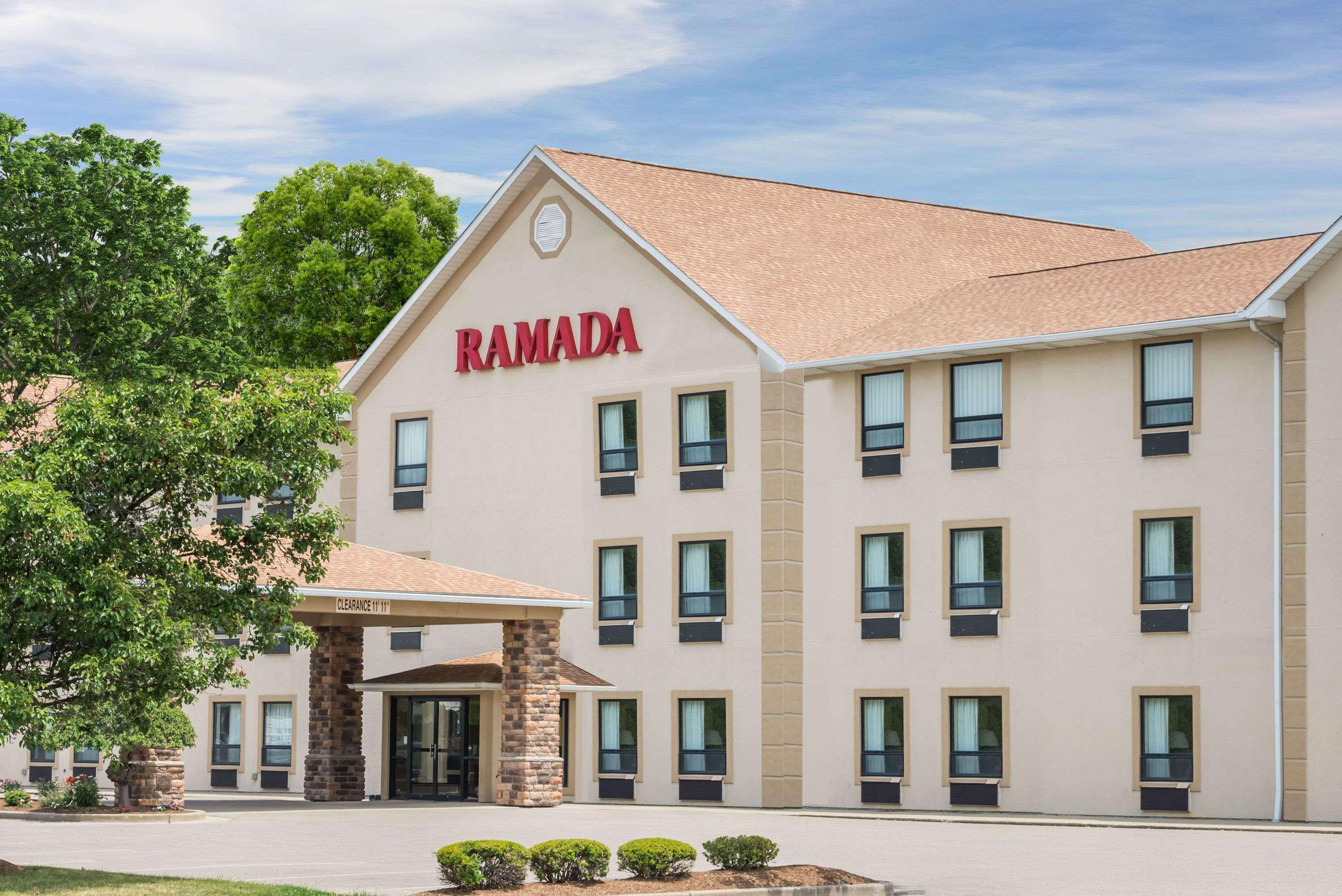 Ramada By Wyndham Strasburg Dover Экстерьер фото